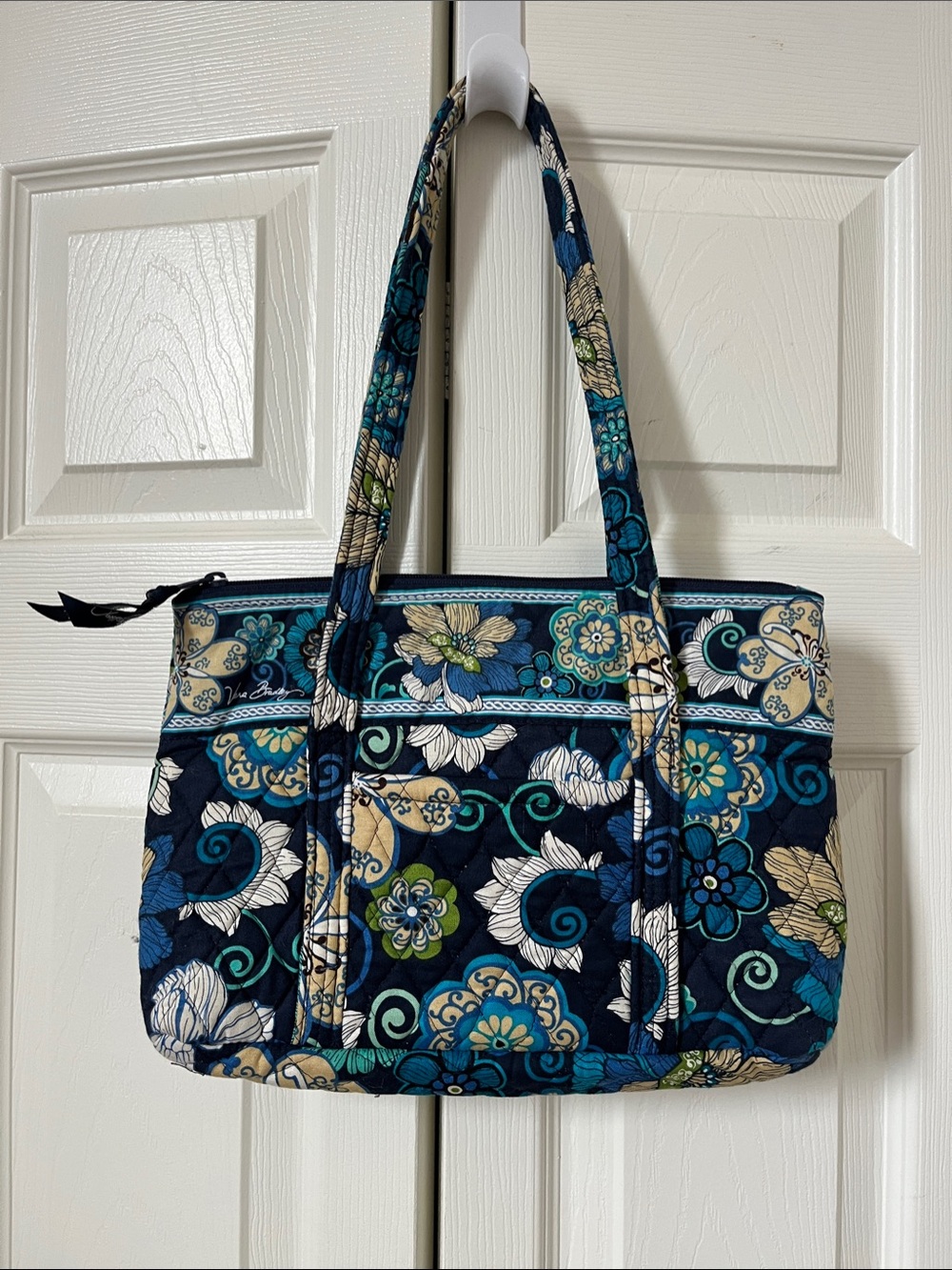 Vera Bradley Blue Floral Tote Bag Zip Top Lined Inner Pockets